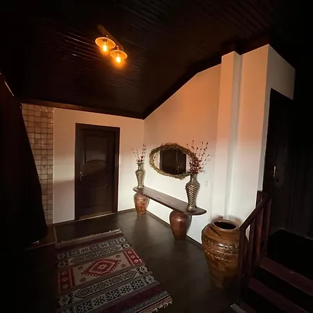Bed and Breakfast Sirince Citak Konaklari - Panoramik Manzarali Kral Dairesi *